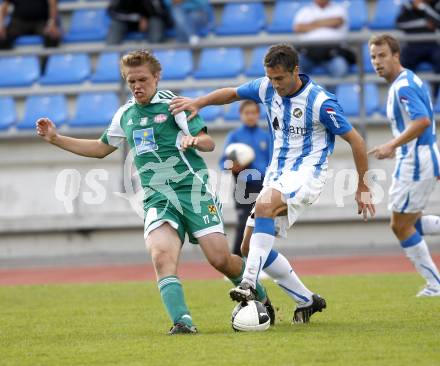 Fussball. Kaerntner Liga. VSV gegen Rapid Lienz A. Djukic Darko (VSV), Ueberbacher Andreas (Lienz).
Villach, 11.9.2010.
Foto: Kuess 
---
pressefotos, pressefotografie, kuess, qs, qspictures, sport, bild, bilder, bilddatenbank