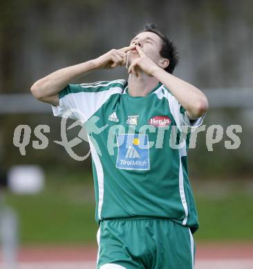 Fussball. Kaerntner Liga. VSV gegen Rapid Lienz A. Torjubel Korber Christopher (Lienz).
Villach, 11.9.2010.
Foto: Kuess 
---
pressefotos, pressefotografie, kuess, qs, qspictures, sport, bild, bilder, bilddatenbank