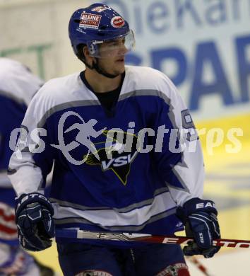 EBEL. Eishockey Bundesliga. KAC gegen VSV. Stefan Bacher (VSV). Klagenfurt, am 10.9.2010.
Foto: Kuess 
---
pressefotos, pressefotografie, kuess, qs, qspictures, sport, bild, bilder, bilddatenbank