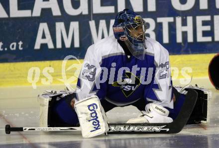 EBEL. Eishockey Bundesliga. KAC gegen VSV. Bernhard Starkbaum (VSV). Klagenfurt, am 10.9.2010.
Foto: Kuess 
---
pressefotos, pressefotografie, kuess, qs, qspictures, sport, bild, bilder, bilddatenbank