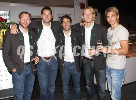 Fussball. SK Austria Klagenfurt. Trachtengala. Alexander Schenk, Heinz Weber, Helmut Koenig, Johannes Isopp, Peter Pucker.
Klagenfurt, 15.9.2010.
Foto: Kuess
---
pressefotos, pressefotografie, kuess, qs, qspictures, sport, bild, bilder, bilddatenbank