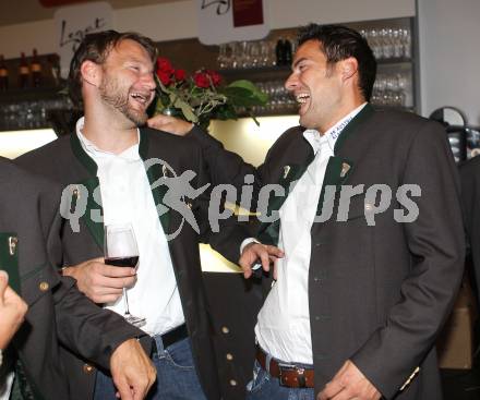 Fussball. SK Austria Klagenfurt. Trachtengala. Alexander Schenk, Heinz Weber.
Klagenfurt, 15.9.2010.
Foto: Kuess
---
pressefotos, pressefotografie, kuess, qs, qspictures, sport, bild, bilder, bilddatenbank