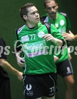 Handball Bundesliga. HCK59 gegen Trofaiach. Florian Pontasch-Mueller (HCK). Viktring, 11.9.2010.
Foto: Kuess
---
pressefotos, pressefotografie, kuess, qs, qspictures, sport, bild, bilder, bilddatenbank