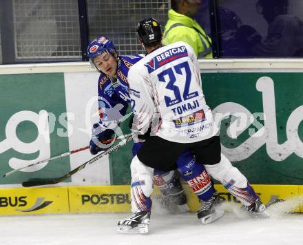 EBEL. Eishockey Bundesliga. EC Pasut VSV gegen Alba Volan SAPA Fehervar. FERLAND Jonathan  (VSV), TOKAJI Viktor (Alba Volan). Villach, am 17.9.2010.
Foto: Kuess 


---
pressefotos, pressefotografie, kuess, qs, qspictures, sport, bild, bilder, bilddatenbank