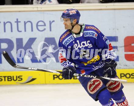 EBEL. Eishockey Bundesliga. EC Pasut VSV gegen Alba Volan SAPA Fehervar. Michael Martin (VSV). Villach, am 17.9.2010.
Foto: Kuess 


---
pressefotos, pressefotografie, kuess, qs, qspictures, sport, bild, bilder, bilddatenbank