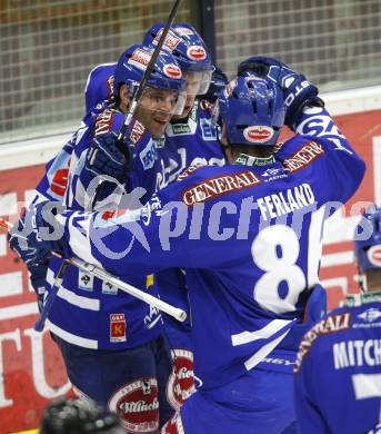 EBEL. Eishockey Bundesliga. VSV gegen Graz 99ers. Torjubel Derek Damon, Matty Ryan, Jonathan Ferland (VSV). Villach, am 19.9.2010.
Foto: Kuess
---
pressefotos, pressefotografie, kuess, qs, qspictures, sport, bild, bilder, bilddatenbank