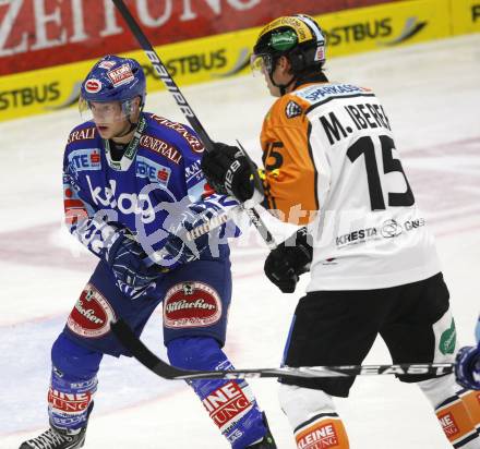 EBEL. Eishockey Bundesliga. VSV gegen Graz 99ers. Andreas Wiedergut (VSV), Matthias Iberer (Graz). Villach, am 19.9.2010.
Foto: Kuess
---
pressefotos, pressefotografie, kuess, qs, qspictures, sport, bild, bilder, bilddatenbank