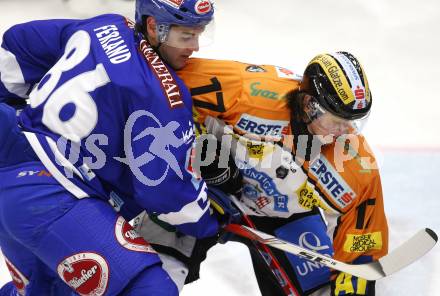 EBEL. Eishockey Bundesliga. VSV gegen Graz 99ers. Jonathan Ferland (VSV), Manuel Ganahl (Graz). Villach, am 19.9.2010.
Foto: Kuess
---
pressefotos, pressefotografie, kuess, qs, qspictures, sport, bild, bilder, bilddatenbank