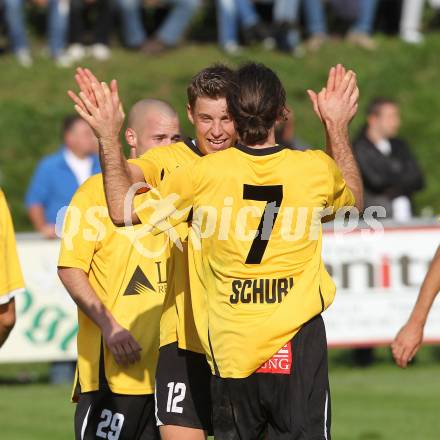 Fussball Kaerntner Liga. SG Nessl Drautal gegen VSV. Jubel (VSV). Feistritz/Drau, am 19.9.2010.
Foto: Kuess
---
pressefotos, pressefotografie, kuess, qs, qspictures, sport, bild, bilder, bilddatenbank