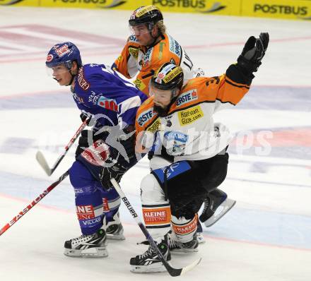 EBEL. Eishockey Bundesliga. VSV gegen Graz 99ers. Michael Raffl (VSV), Markus Peintner (Graz). Villach, am 19.9.2010.
Foto: Kuess
---
pressefotos, pressefotografie, kuess, qs, qspictures, sport, bild, bilder, bilddatenbank