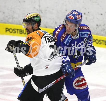 EBEL. Eishockey Bundesliga. VSV gegen Graz 99ers. Jonathan Ferland (VSV), Yannik Tremblay (Graz). Villach, am 19.9.2010.
Foto: Kuess
---
pressefotos, pressefotografie, kuess, qs, qspictures, sport, bild, bilder, bilddatenbank