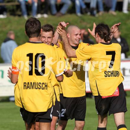 Fussball Kaerntner Liga. SG Nessl Drautal gegen VSV. Jubel (VSV). Feistritz/Drau, am 19.9.2010.
Foto: Kuess
---
pressefotos, pressefotografie, kuess, qs, qspictures, sport, bild, bilder, bilddatenbank