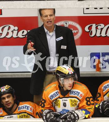 EBEL. Eishockey Bundesliga. VSV gegen Graz 99ers. Trainer Bill Gilligan (Graz). Villach, am 19.9.2010.
Foto: Kuess
---
pressefotos, pressefotografie, kuess, qs, qspictures, sport, bild, bilder, bilddatenbank