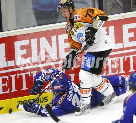 EBEL. Eishockey Bundesliga. VSV gegen Graz 99ers. Marius Goehringer (VSV), Nick Kuiper (Graz). Villach, am 19.9.2010.
Foto: Kuess
---
pressefotos, pressefotografie, kuess, qs, qspictures, sport, bild, bilder, bilddatenbank