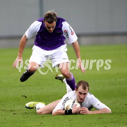 Fussball. Regionalliga. SK Austria Klagenfurt gegen ASK Voitsberg. Kai Schoppitsch, (Klagenfurt), Juergen Hiden (Voitsberg). Klagenfurt, 21.9.2010.
Foto: Kuess

---
pressefotos, pressefotografie, kuess, qs, qspictures, sport, bild, bilder, bilddatenbank