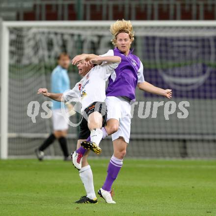 Fussball. Regionalliga. SK Austria Klagenfurt gegen ASK Voitsberg. Johannes Isopp, (Klagenfurt), Patrick Hierzer (Voitsberg). Klagenfurt, 21.9.2010.
Foto: Kuess

---
pressefotos, pressefotografie, kuess, qs, qspictures, sport, bild, bilder, bilddatenbank