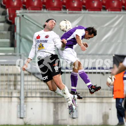 Fussball. Regionalliga. SK Austria Klagenfurt gegen ASK Voitsberg. Matthias Dollinger, (Klagenfurt), Hannes Hoeller (Voitsberg). Klagenfurt, 21.9.2010.
Foto: Kuess

---
pressefotos, pressefotografie, kuess, qs, qspictures, sport, bild, bilder, bilddatenbank