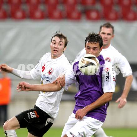 Fussball. Regionalliga. SK Austria Klagenfurt gegen ASK Voitsberg. Markus Pink, (Klagenfurt), Thomas Groiss  (Voitsberg). Klagenfurt, 21.9.2010.
Foto: Kuess

---
pressefotos, pressefotografie, kuess, qs, qspictures, sport, bild, bilder, bilddatenbank