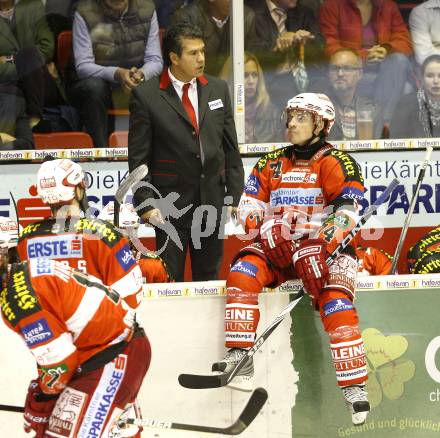EBEL. Eishockey Bundesliga. KAC gegen HDD TILIA Olimpija Ljubljana.  Manny Viveiros, Dieter Kalt (KAC). Klagenfurt, am 24.9.2010.
Foto: Kuess 

---
pressefotos, pressefotografie, kuess, qs, qspictures, sport, bild, bilder, bilddatenbank