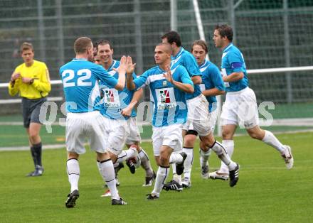 Fussball. Kaerntner Liga. FC Welzenegg gegen RZ Pellets WAC 1b. Torjubel (WAC). Klagenfurt, 25.9.2010. 
Foto: Kuess
---
pressefotos, pressefotografie, kuess, qs, qspictures, sport, bild, bilder, bilddatenbank