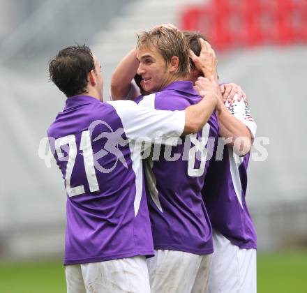 Fussball. Regionalliga. SK Austria Klagenfurt gegen Union Volksbank Voecklamarkt . Jubel (Klagenfurt). Klagenfurt, 25.9.2010.
Foto: Kuess

---
pressefotos, pressefotografie, kuess, qs, qspictures, sport, bild, bilder, bilddatenbank