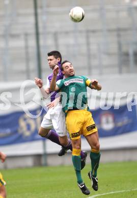 Fussball. Regionalliga. SK Austria Klagenfurt gegen Union Volksbank Voecklamarkt . Stephan Buergler (Klagenfurt), Christian Hasenoehrl (Voecklamarkt). Klagenfurt, 25.9.2010.
Foto: Kuess

---
pressefotos, pressefotografie, kuess, qs, qspictures, sport, bild, bilder, bilddatenbank