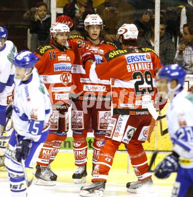 EBEL. Eishockey Bundesliga. KAC gegen KHL Medvescak Zagreb.  Torjubel HUNDERTPFUND Thomas, REICHEL Johannes, BRANDNER Christoph (KAC). Klagenfurt, am 26.9.2010.
Foto: Kuess 

---
pressefotos, pressefotografie, kuess, qs, qspictures, sport, bild, bilder, bilddatenbank