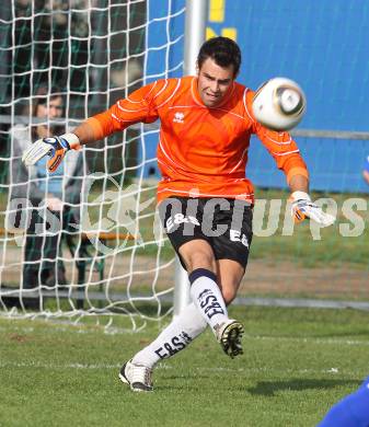 Fussball Regionalliga. SAK gegen BW Linz.  Ivo Mueller (SAK). Klagenfurt, 3.10.2010.
Foto: Kuess
---
pressefotos, pressefotografie, kuess, qs, qspictures, sport, bild, bilder, bilddatenbank