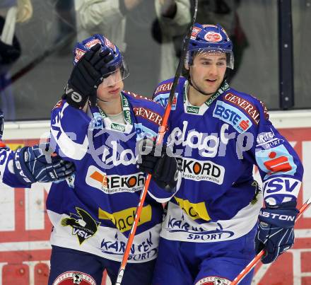 EBEL. Eishockey Bundesliga. EC Pasut VSV gegen Olimpija Ljubljana (Laibach). Torjubel Michael Raffl, Jonathan Ferland (VSV). Villach, am 8.10.2010.
Foto: Kuess 


---
pressefotos, pressefotografie, kuess, qs, qspictures, sport, bild, bilder, bilddatenbank