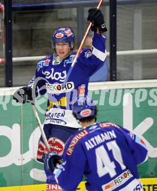 EBEL. Eishockey Bundesliga. EC Pasut VSV gegen Olimpija Ljubljana (Laibach). Torjubel Michael Raffl (VSV). Villach, am 8.10.2010.
Foto: Kuess 


---
pressefotos, pressefotografie, kuess, qs, qspictures, sport, bild, bilder, bilddatenbank