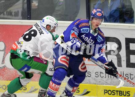 EBEL. Eishockey Bundesliga. EC Pasut VSV gegen Olimpija Ljubljana (Laibach). Michael Raffl, (VSV),  Nejc Berlisk  (Ljubljana). Villach, am 8.10.2010.
Foto: Kuess 


---
pressefotos, pressefotografie, kuess, qs, qspictures, sport, bild, bilder, bilddatenbank