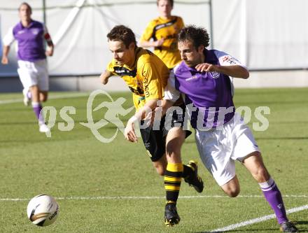 Fussball. SK Austria Klagenfurt gegen USV Allerheiligen. Koenig Helmut (Klagenfurt), Suppan Manuel (Allerheiligend). Klagenfurt, 9.10.2010.
Foto: Kuess
---
pressefotos, pressefotografie, kuess, qs, qspictures, sport, bild, bilder, bilddatenbank