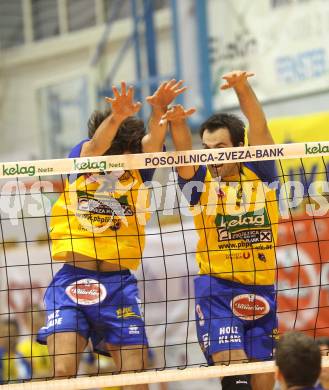 Volleyball. Aich/Dob gegen Bled. Gerald Reiser, Andrej Grut (Aich). Prevalje, 9.10.2010.
Foto: Kuess
---
pressefotos, pressefotografie, kuess, qs, qspictures, sport, bild, bilder, bilddatenbank