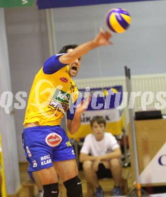 Volleyball. Aich/Dob gegen ACH Bled. Andrej Grut (Aich). Prevalje, 9.10.2010.
Foto: Kuess
---
pressefotos, pressefotografie, kuess, qs, qspictures, sport, bild, bilder, bilddatenbank