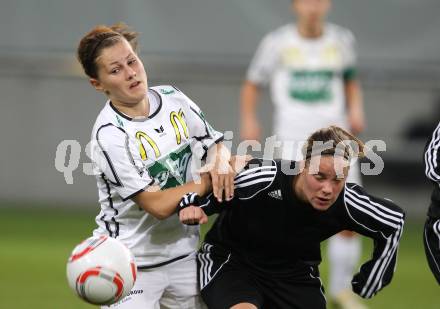 Frauenfussball. OEFB Frauenliga. SK Kelag Kaernten gegen Elitefussball Internat Westfalen. Carmen Oberressl (Kaernten), Jil Urbas (Westfalen). Klagenfurt, am 2.10.2010.
Foto: Kuess
---
pressefotos, pressefotografie, kuess, qs, qspictures, sport, bild, bilder, bilddatenbank