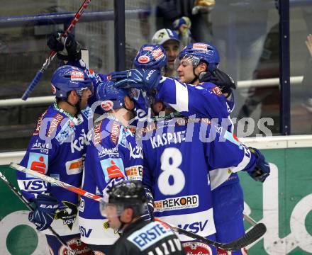 EBEL. Eishockey Bundesliga. EC Pasut VSV gegen EV Vienna Capitals.  Torjubel VSV. Villach, am 15.10.2010.
Foto: Kuess 


---
pressefotos, pressefotografie, kuess, qs, qspictures, sport, bild, bilder, bilddatenbank