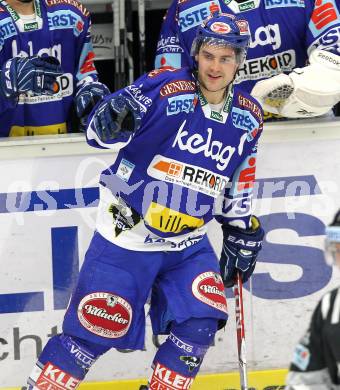 EBEL. Eishockey Bundesliga. EC Pasut VSV gegen EV Vienna Capitals.  Torjubel Jonathan Ferland (VSV). Villach, am 15.10.2010.
Foto: Kuess 


---
pressefotos, pressefotografie, kuess, qs, qspictures, sport, bild, bilder, bilddatenbank