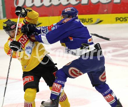 EBEL. Eishockey Bundesliga. EC Pasut VSV gegen EV Vienna Capitals.  Michael Mike Martin, (VSV), NAGELER Daniel (Vienna). Villach, am 15.10.2010.
Foto: Kuess 


---
pressefotos, pressefotografie, kuess, qs, qspictures, sport, bild, bilder, bilddatenbank