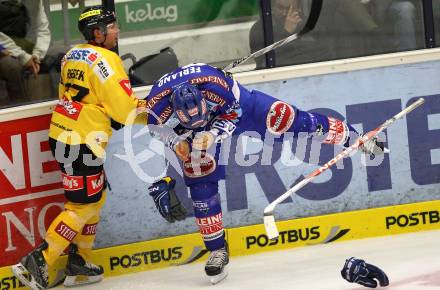 EBEL. Eishockey Bundesliga. EC Pasut VSV gegen EV Vienna Capitals.  Jonathan Ferland, (VSV), REBEK Jere (Vienna). Villach, am 15.10.2010.
Foto: Kuess 


---
pressefotos, pressefotografie, kuess, qs, qspictures, sport, bild, bilder, bilddatenbank