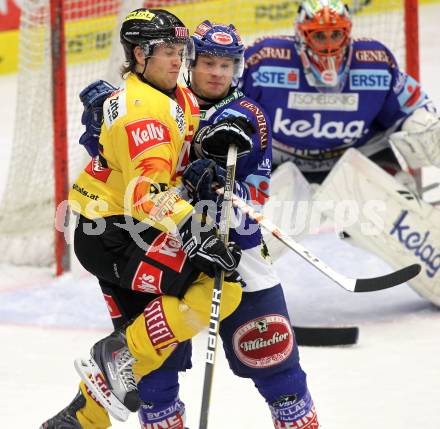 EBEL. Eishockey Bundesliga. EC Pasut VSV gegen EV Vienna Capitals.  Andreas Wiedergut, (VSV), ULMER Martin (Vienna). Villach, am 15.10.2010.
Foto: Kuess 


---
pressefotos, pressefotografie, kuess, qs, qspictures, sport, bild, bilder, bilddatenbank