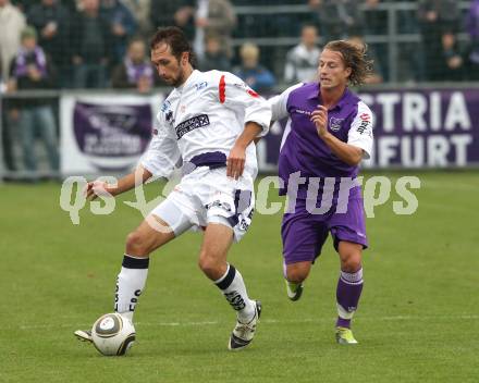 Fussball Regionalliga. SAK gegen SK Austria Klagenfurt. Marjan Kropiunik (SAK), Michael Kulnik (Austria). Klagenfurt, am 16.10.2010.
Foto: Kuess
---
pressefotos, pressefotografie, kuess, qs, qspictures, sport, bild, bilder, bilddatenbank