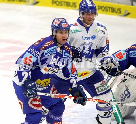 EBEL. Eishockey Bundesliga. EC Pasut VSV gegen KHL Medvescak Zagreb. Greg Kuznik  (VSV), MACLEAN Donald (Zagreb). Villach, am 17.10.2010.
Foto: Kuess 


---
pressefotos, pressefotografie, kuess, qs, qspictures, sport, bild, bilder, bilddatenbank