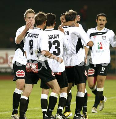 Fussball. Erste Liga. RZ Pellets WAC/St. Andrae gegen SV Scholz Groedig . Torjubel (WAC). Wolfsberg, 15.10.2010. 
Foto: Kuess

---
pressefotos, pressefotografie, kuess, qs, qspictures, sport, bild, bilder, bilddatenbank