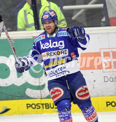 EBEL. Eishockey Bundesliga. EC Pasut VSV gegen KHL Medvescak Zagreb.  Torjubel Kevin Mitchell (VSV). Villach, am 17.10.2010.
Foto: Kuess 


---
pressefotos, pressefotografie, kuess, qs, qspictures, sport, bild, bilder, bilddatenbank