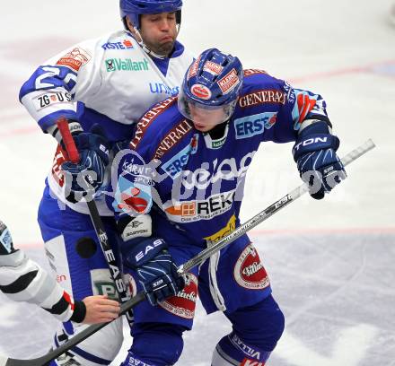 EBEL. Eishockey Bundesliga. EC Pasut VSV gegen KHL Medvescak Zagreb. Matt Ryan, (VSV), PRPIC Joel (Zagreb). Villach, am 17.10.2010.
Foto: Kuess 


---
pressefotos, pressefotografie, kuess, qs, qspictures, sport, bild, bilder, bilddatenbank