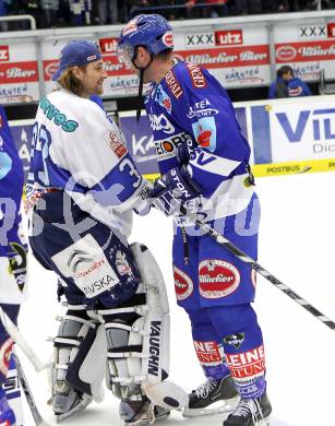 EBEL. Eishockey Bundesliga. EC Pasut VSV gegen KHL Medvescak Zagreb. Tomaz Razingar, (VSV), KRISTAN Robert (Zagreb). Villach, am 17.10.2010.
Foto: Kuess 


---
pressefotos, pressefotografie, kuess, qs, qspictures, sport, bild, bilder, bilddatenbank