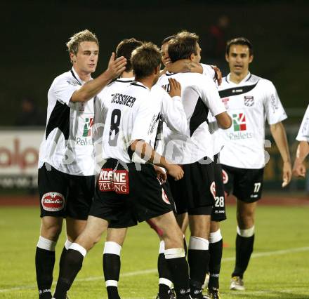 Fussball. Erste Liga. RZ Pellets WAC/St. Andrae gegen SV Scholz Groedig . Torjubel (WAC). Wolfsberg, 15.10.2010. 
Foto: Kuess

---
pressefotos, pressefotografie, kuess, qs, qspictures, sport, bild, bilder, bilddatenbank