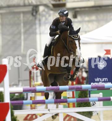 Reiten. Reit- und Springturnier. Fest der Pferde. Kathrin Kurat. Klagenfurt, am 16.10.2010.
Foto: Nadja Kuess
---
pressefotos, pressefotografie, kuess, qs, qspictures, sport, bild, bilder, bilddatenbank