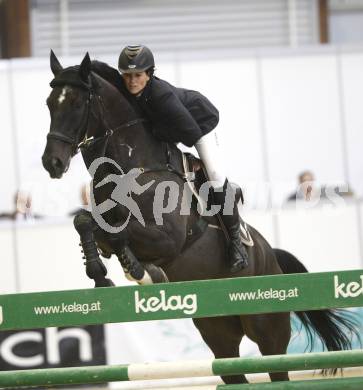 Reiten. Reit- und Springturnier. Fest der Pferde. Caroline Wimmer. Klagenfurt, am 16.10.2010.
Foto: Nadja Kuess
---
pressefotos, pressefotografie, kuess, qs, qspictures, sport, bild, bilder, bilddatenbank