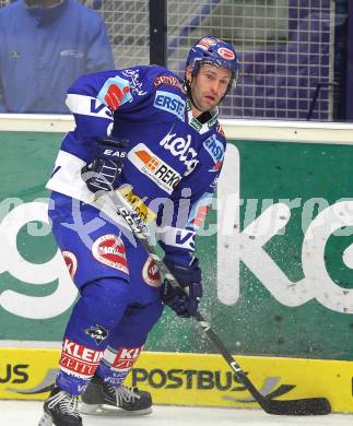 EBEL. Eishockey Bundesliga. EC Pasut VSV gegen Olimpija Ljubljana  (Laibach). Tomaz Razingar (VSV). Villach, am 8.10.2010.
Foto: Kuess 


---
pressefotos, pressefotografie, kuess, qs, qspictures, sport, bild, bilder, bilddatenbank